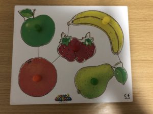 ノブつきパズル・果物・野菜 | M リチャード社(イギリス)